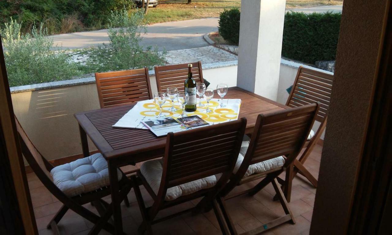 Delfin Apartamento Novigrad Istria Exterior foto